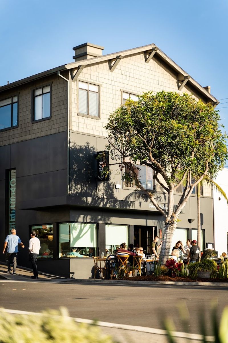 The Peruvian Scallops At This No-Frills California Restaurant Have Everyone Talking - Decor Hint The Origin Story Behind Fishing With Dynamite