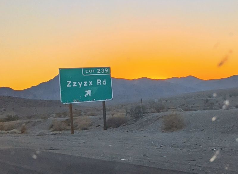 A Journey Down The Most Mysterious Highway In California - Decor Hint Why It Became One Of California's Most Talked-About Roads