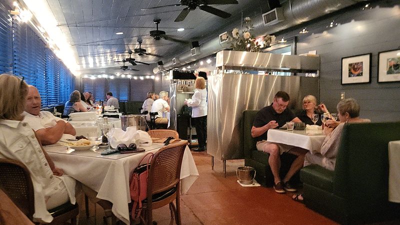 A Farmhouse-Style Grill Tucked Away In The Mountains