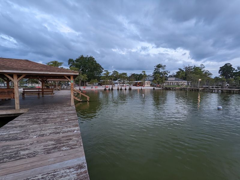 The Small Town Atmosphere That Surrounds The Lake