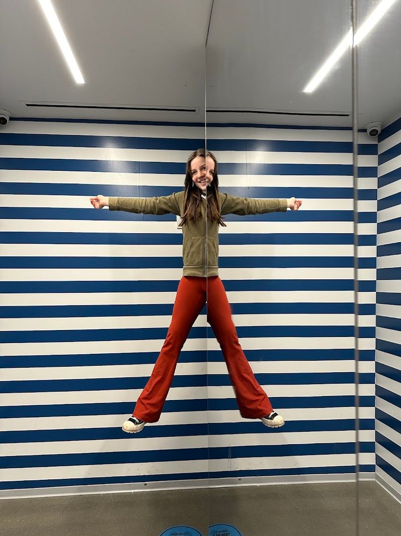 The Ames Room and Its Jaw-Dropping Size Distortions