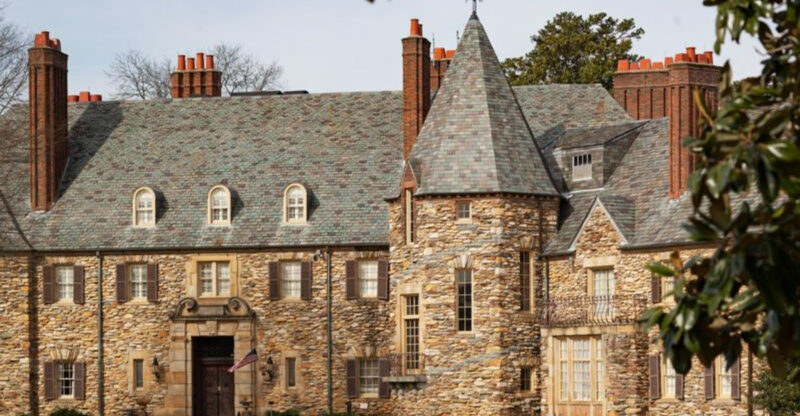 These North Carolina Castles Feel Straight Out Of A Fairytale