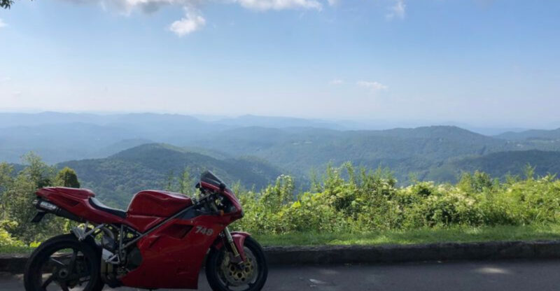 These North Carolina Scenic Drives Are So Beautiful, You’ll Forget Your Destination