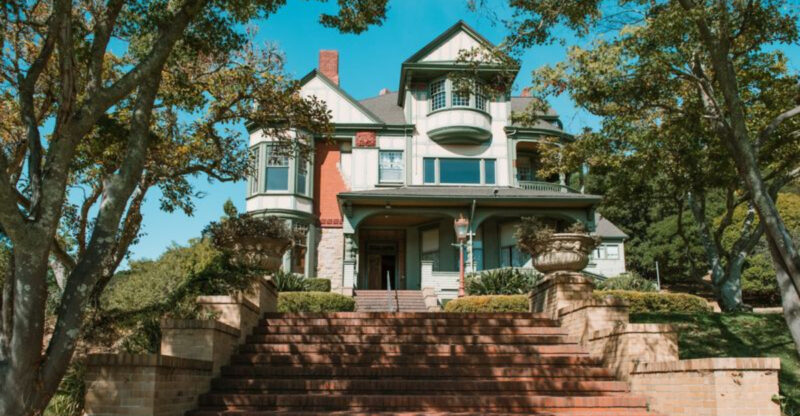 This Hidden California Mansion Lets You Wander Through An Elegant Victorian-Era Escape