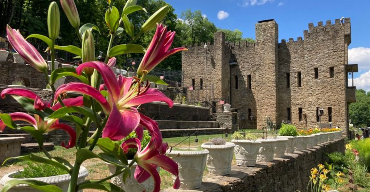 This Hidden Castle In Ohio Feels Like A Piece Of The Middle Ages - Decor Hint