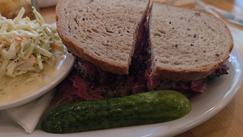 This Humble Georgia Restaurant Serves A Reuben Sandwich That Tastes Incredible - Decor Hint The Legendary Reuben Sandwich