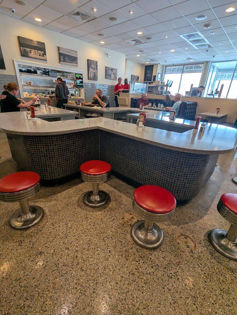A Diner That Feels Like A Step Back In Time