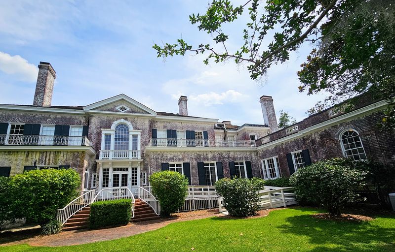 Pebble Hill Plantation