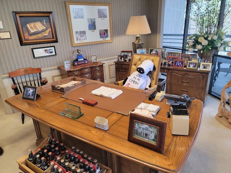 Interactive Trivia Experience With Lemon-Squeezing Contests