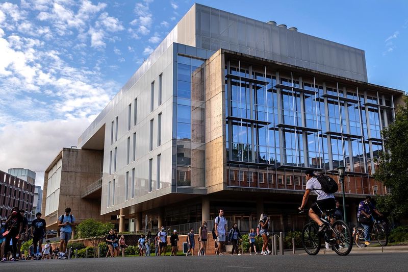 12 Reasons Everyone Is Moving To North Carolina Right Now - Decor Hint World-Class Universities