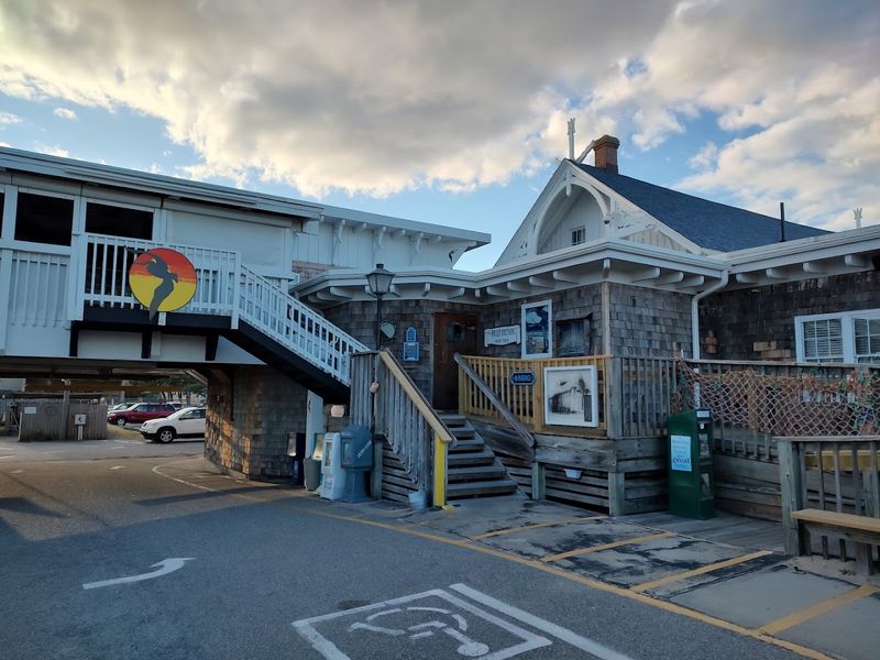 The Black Pelican Oceanfront Restaurant, Kitty Hawk