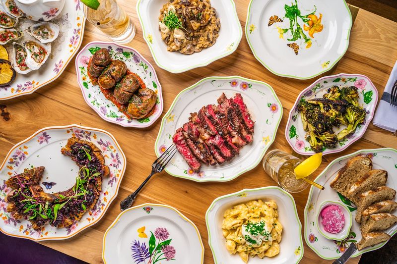These 10 North Carolina Restaurants Turned Sunday Lunch Into The Best Meal Of The Week - Decor Hint Supperland
