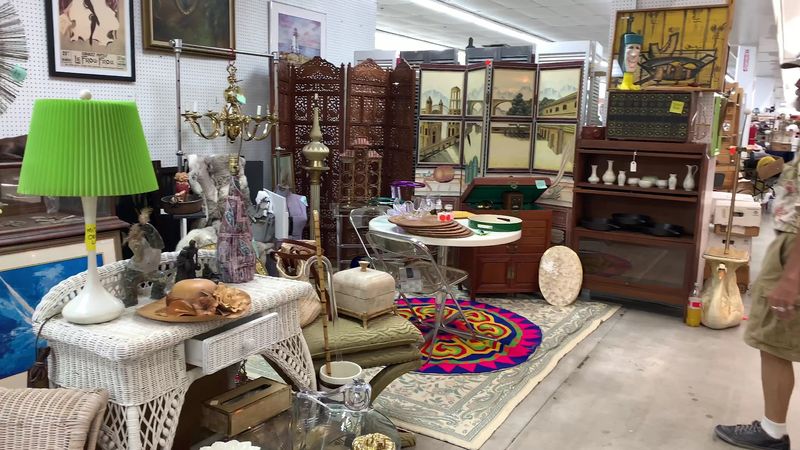 This Treasure-Filled Marketplace Scott Antique Markets Atlanta Georgia Is A 2026 Must-Visit - Decor Hint Architectural Salvage for the Home Renovation Enthusiast