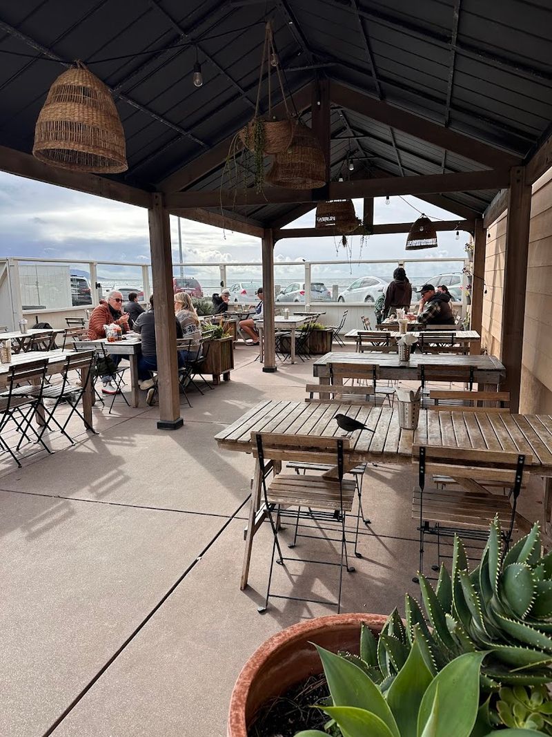 The Ordering System Keeps The Line Moving Fast