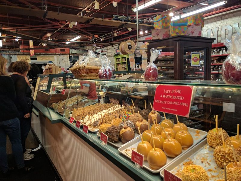 Old Savannah City Market Area Fish Spots, Savannah