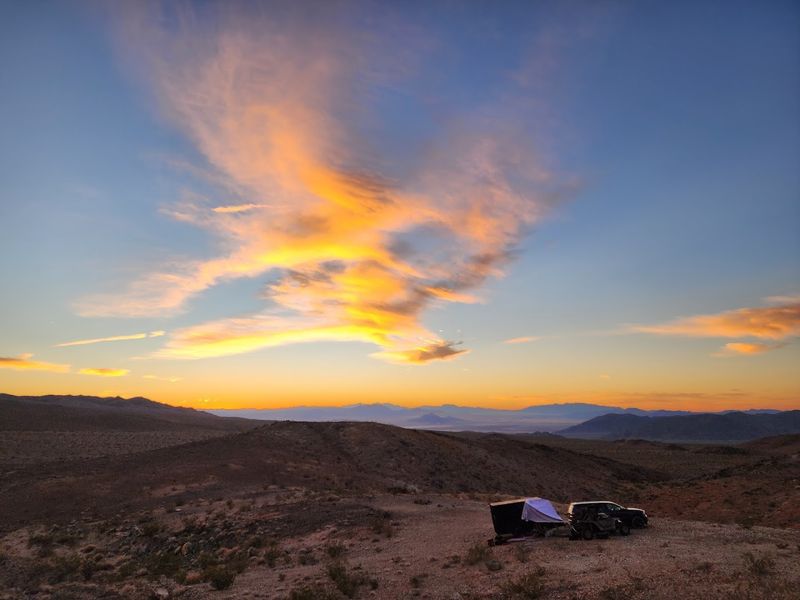 A Journey Down The Most Mysterious Highway In California - Decor Hint Why People Still Make The Drive
