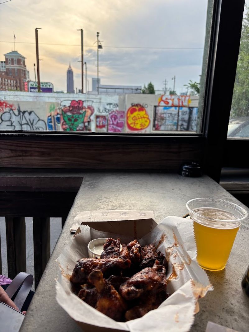 Wing Lovers This Atlanta Georgia Dive Bar Serves The City's Most Famous Smoked Wings - Decor Hint Pair Your Wings With A Cold Beer