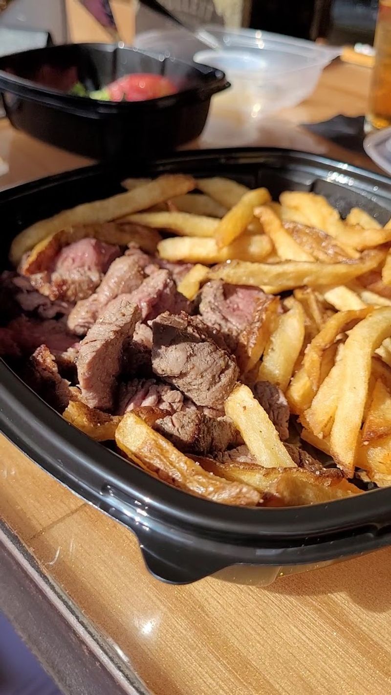 Hand-Cut Steaks That Steal The Spotlight