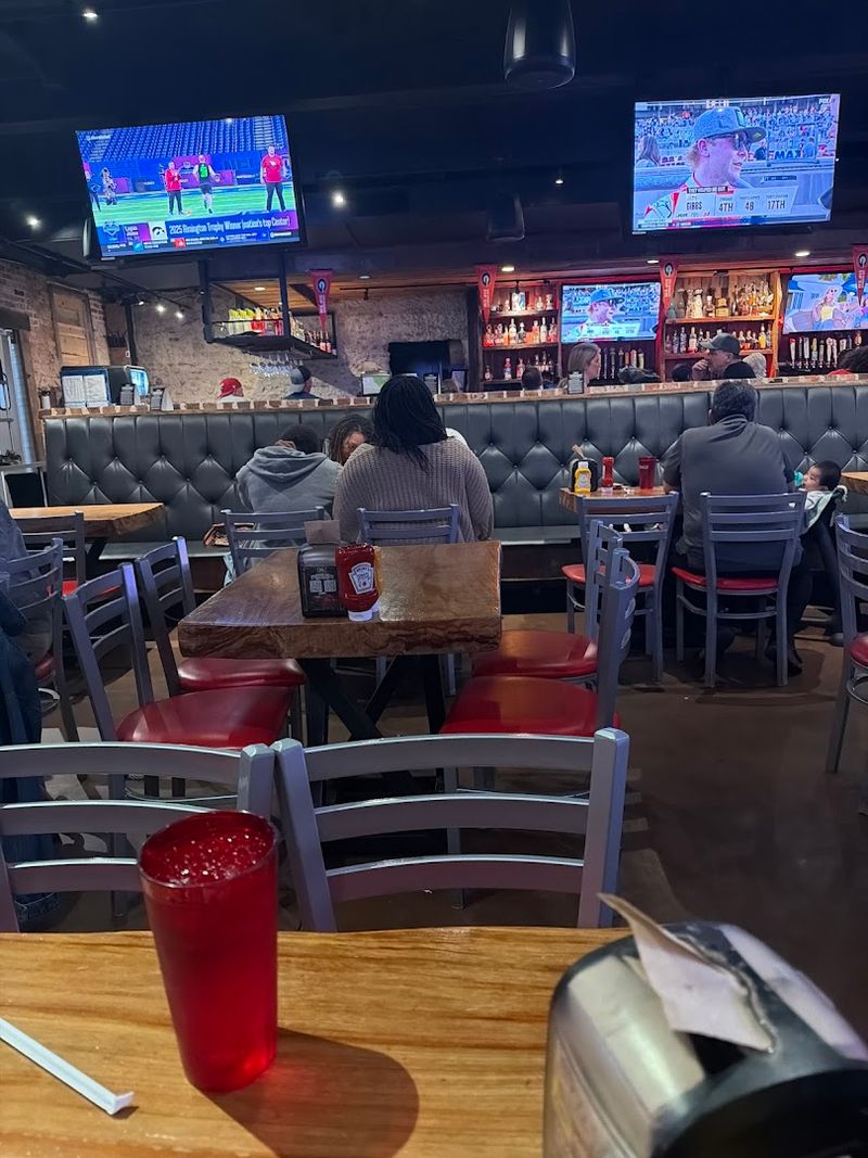 The Atmosphere Keeps Locals Coming Back