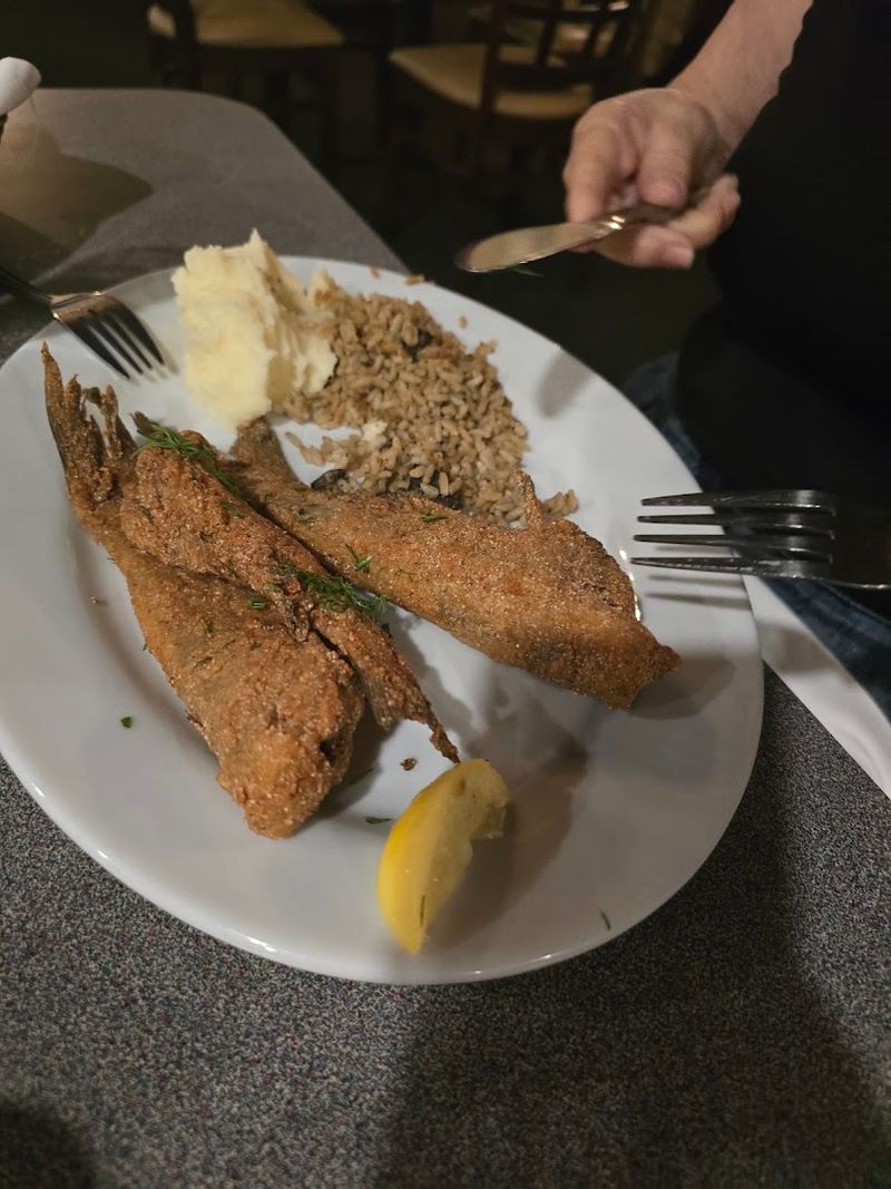 Formal And Casual Dining Rooms For Different Occasions