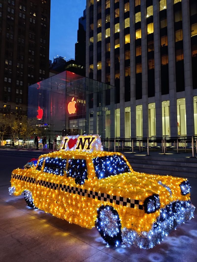 What Makes This New York Street One Of The Most Famous In The World - Decor Hint The View That Makes You Pause Without Warning