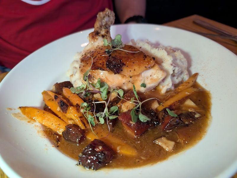 nu2LcGfppcZ99Fr7 - Decor Hint