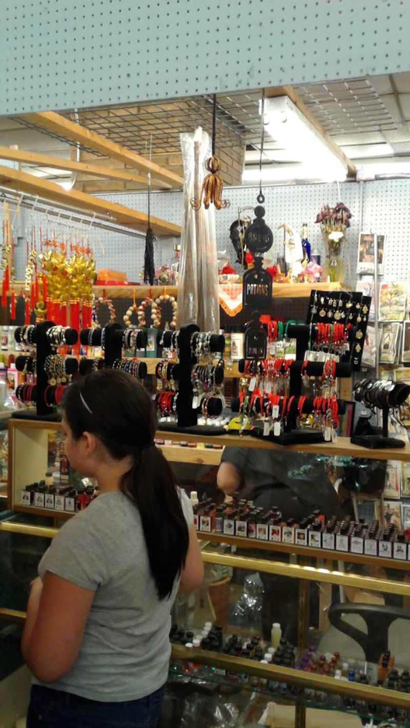 Westland Flea Market, Columbus