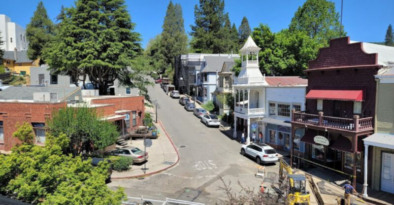 10 Charming Towns In California That Feel Like France, But Cost Almost Nothing To Explore