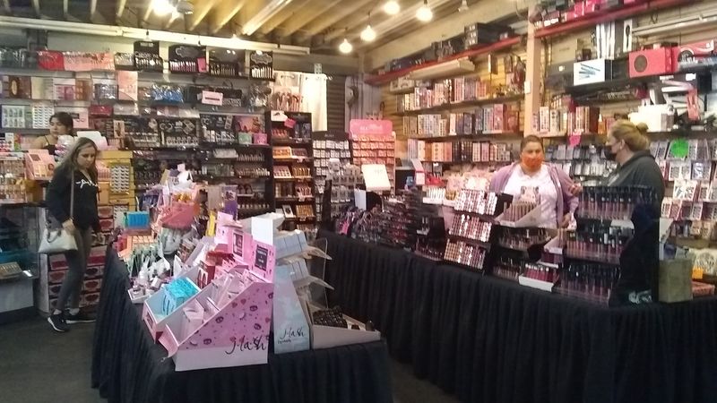 Santa Fe Springs Swap Meet