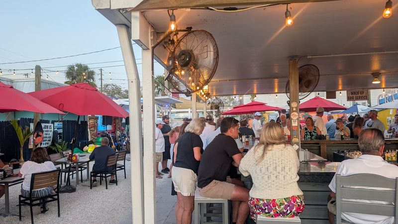 The Original Crabby Bill's, Indian Rocks Beach
