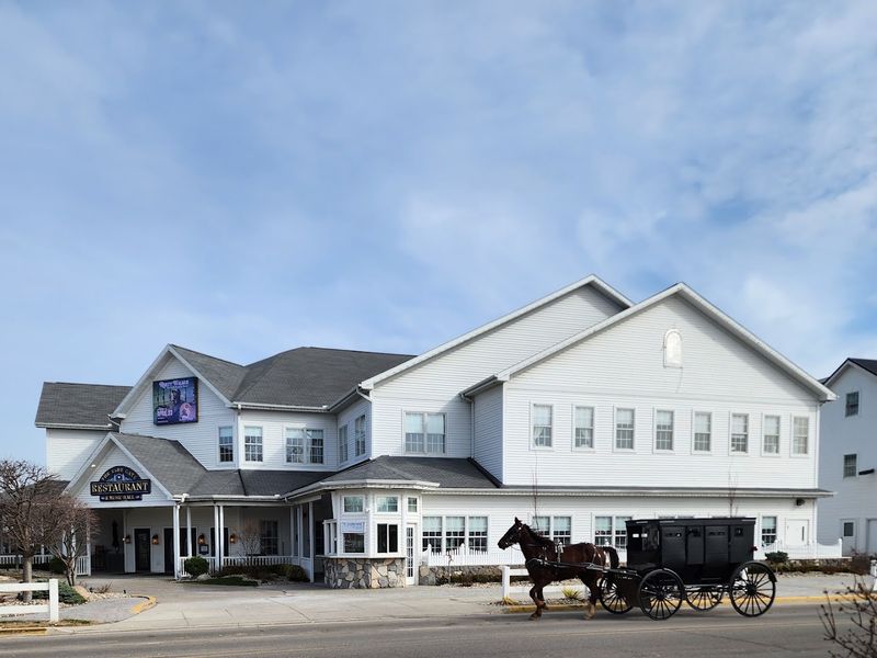 Blue Gate Restaurant & Bakery