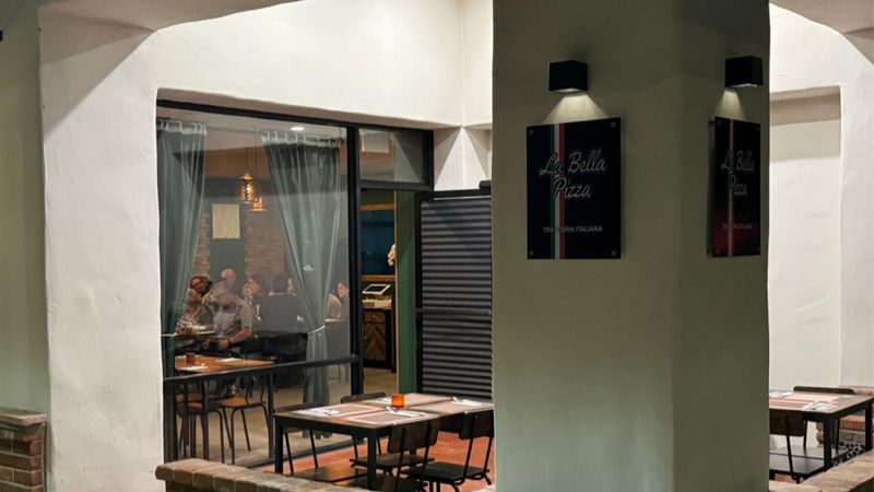 La Bella Pizza
