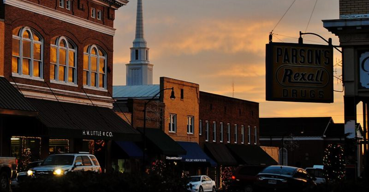 10 Towns In North Carolina Where 1300 A Month Covers Rent Groceries And Utilities - Decor Hint