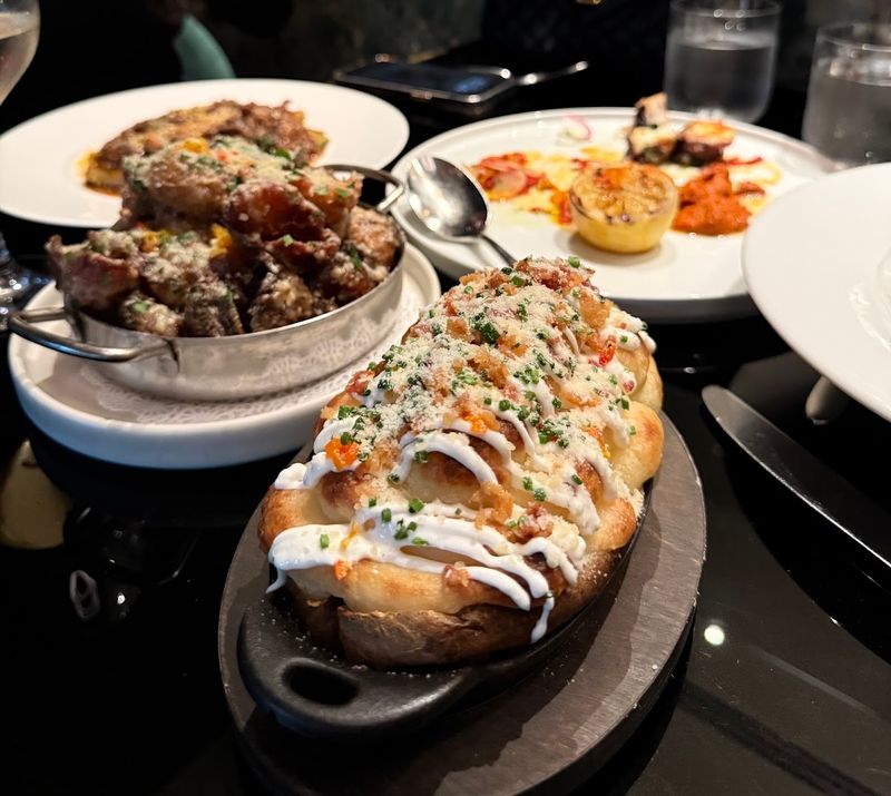 10 Unexpected Italian Restaurants In Hawaii That Totally Deliver - Decor Hint Cino