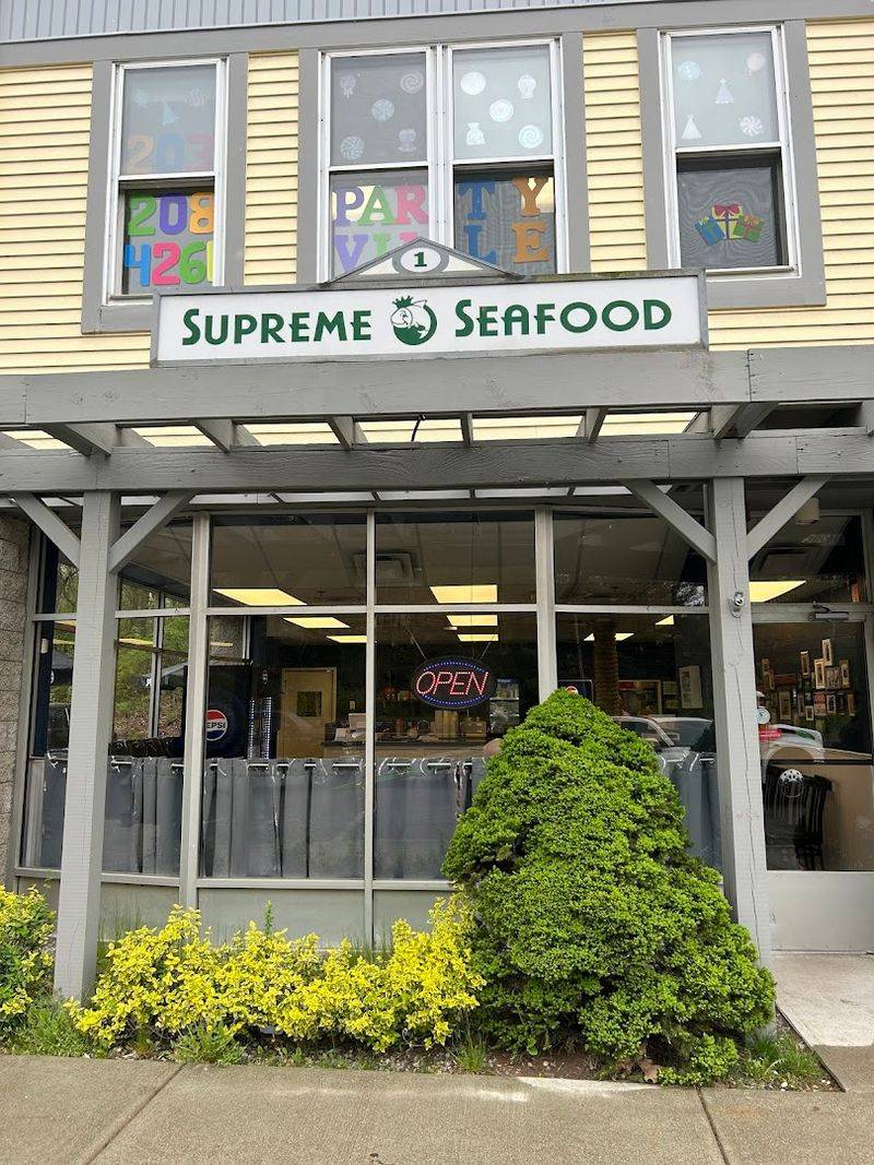 Supreme Seafood, North Branford