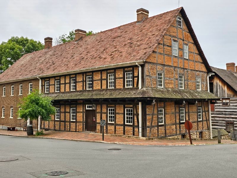 11 North Carolina Quaker And Moravian Communities In The Piedmont With Food Traditions Rooted In Colonial-Era Kitchens - Decor Hint Old Salem, Winston-Salem North Carolina