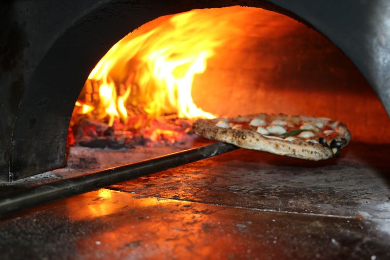 13 Kansas Pizza Destinations That Make The Road Trip Worth It - Decor Hint 1889 Pizza Napoletana