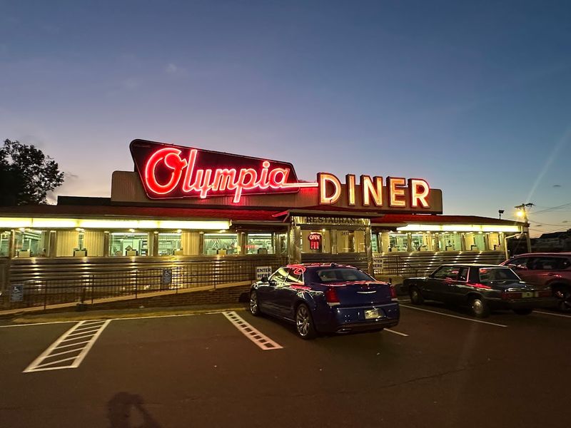 Olympia Diner, Newington