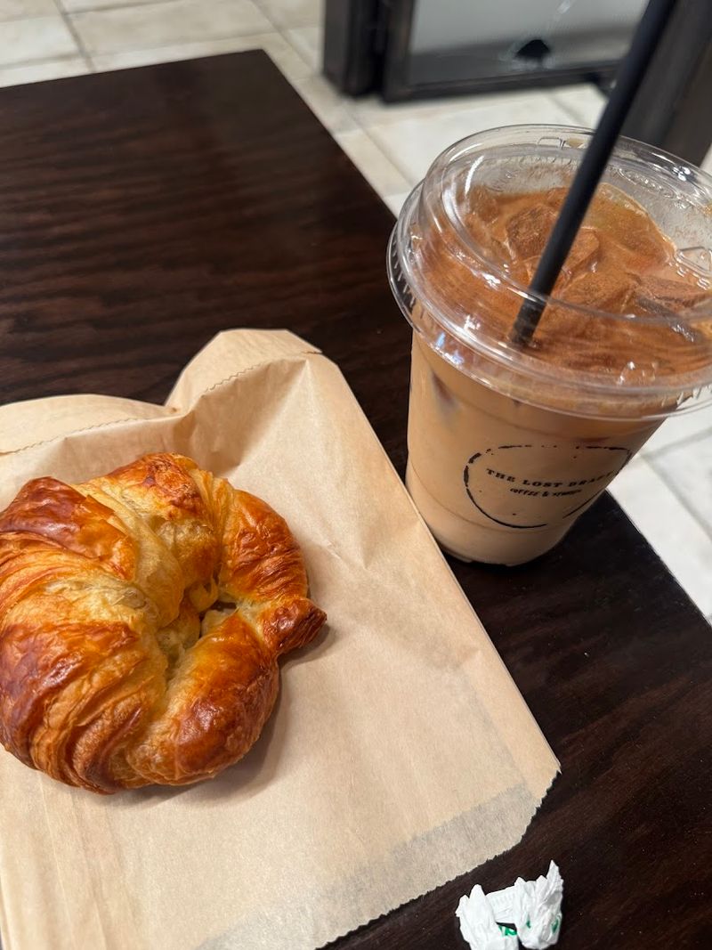 15 Coffee Shops In New York Where Digital Nomads Actually Get Their Best Work Done - Decor Hint The Lost Draft