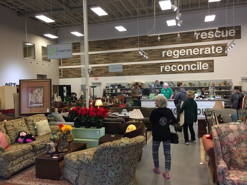 Shopping Here Actually Helps Men Recover from Addiction