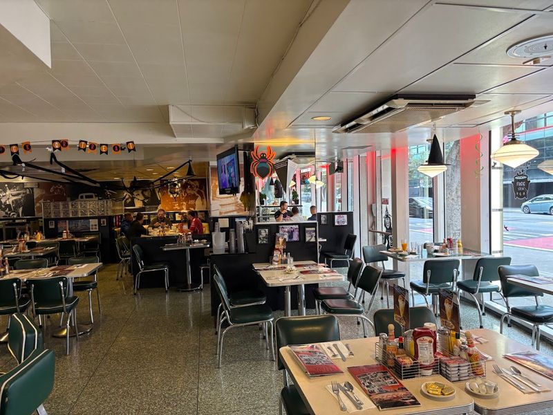 Mel's Drive-In, San Francisco