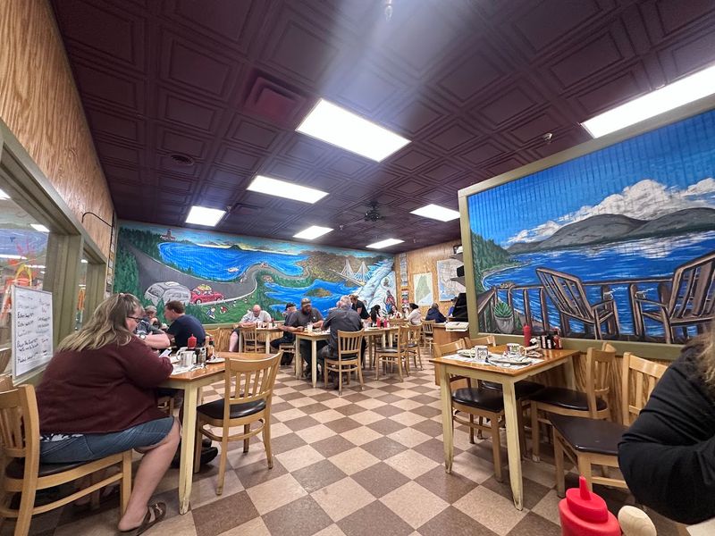 Sylvia's Cafe, Ellsworth