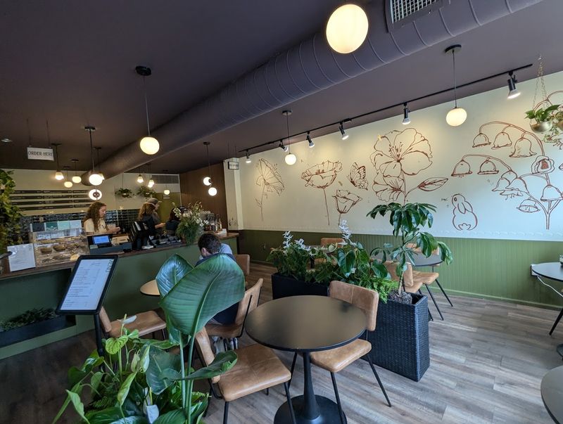 15 Coffee Shops In New York Where Digital Nomads Actually Get Their Best Work Done - Decor Hint Mercury Coffee Co.