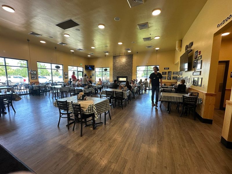 9 Idaho Pizza Restaurants That Deliver Flavor Like No Other - Decor Hint Idaho Pizza Company