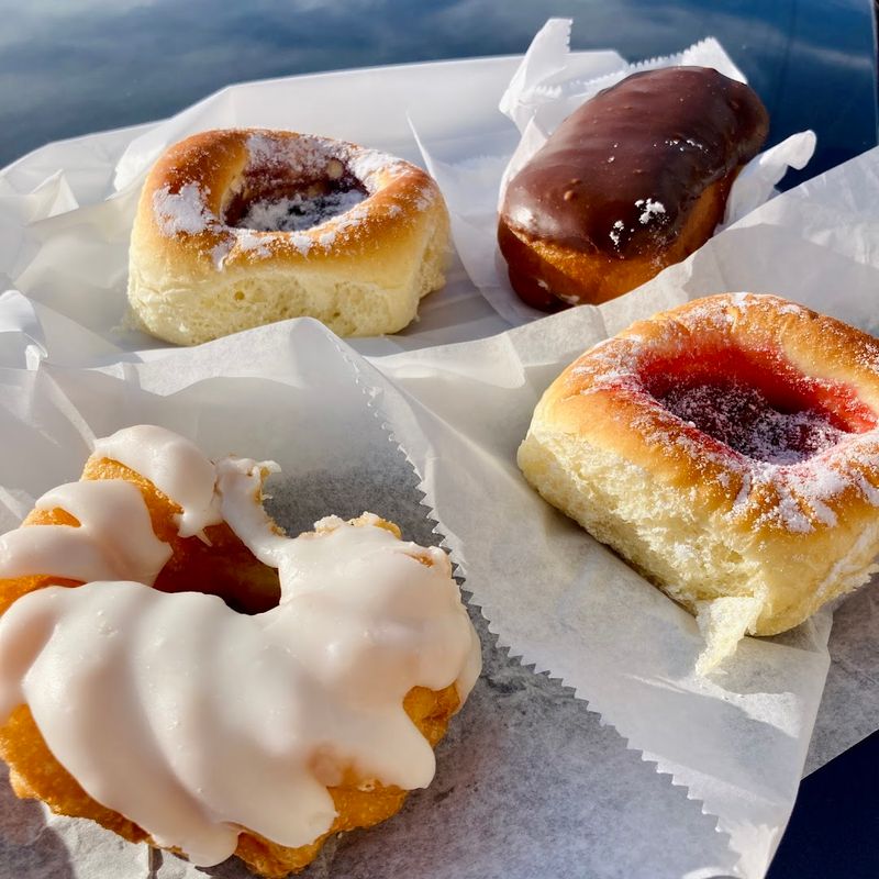 Glazed Donuts That Earned Statewide Recognition