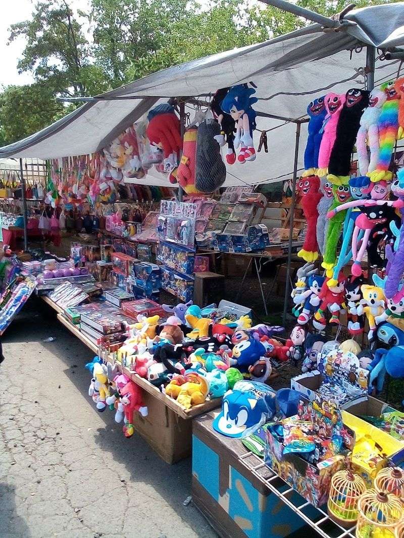 Endless Stalls Packed With Antiques, Collectibles, And More