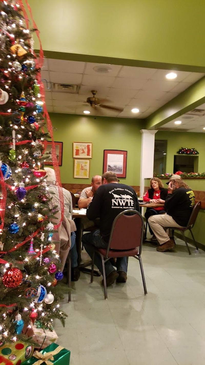 A Small-town Setting With Easy Charm