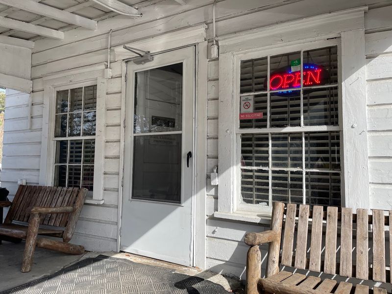 This Georgia Diner Is A Must-Visit For Anyone Who Loves A Great Breakfast - Decor Hint Historic 1897 Building Adds Old-World Character