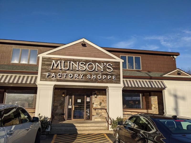 Before You Visit Munson's Chocolates