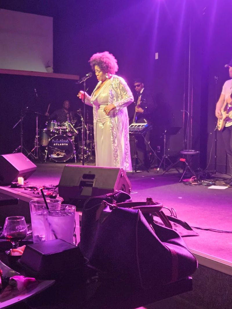 Live Music That Elevates the Vibe